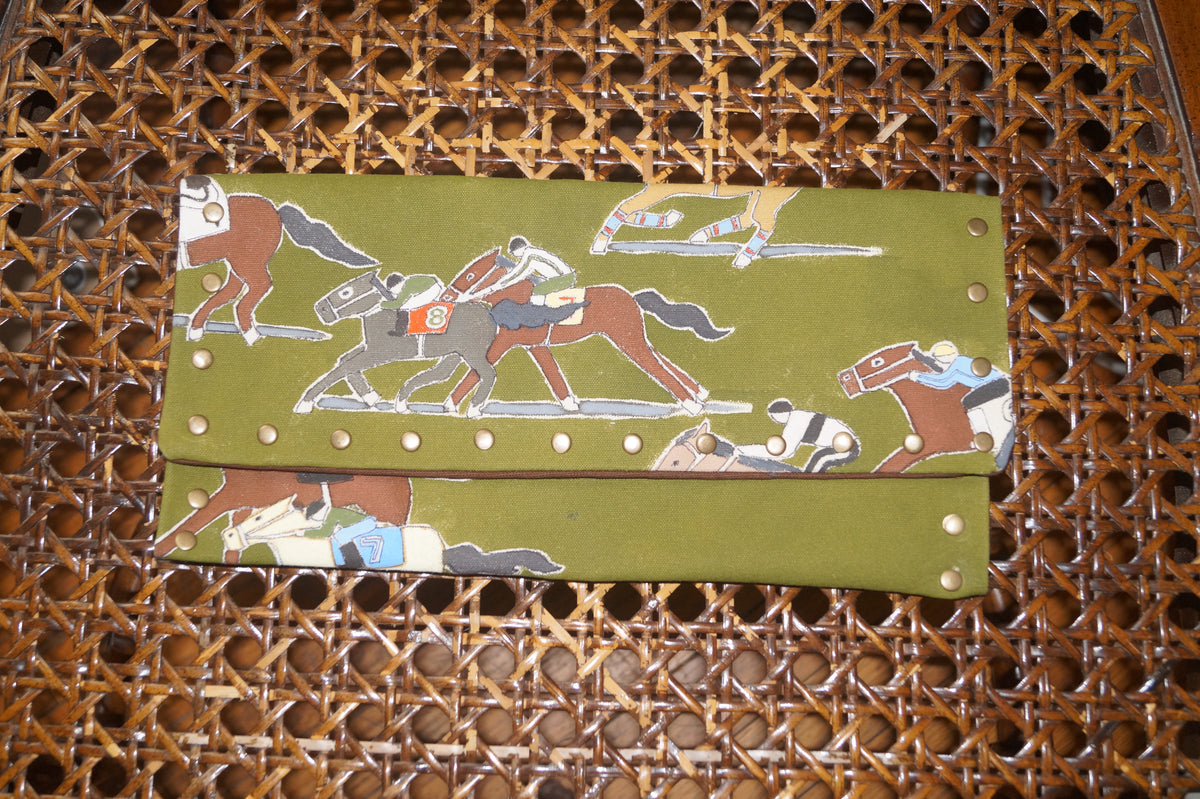 RACEHORSE CLUTCH 02