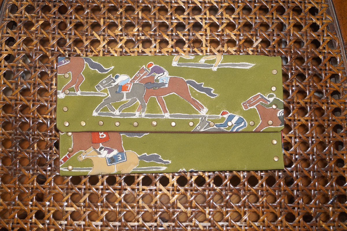 RACEHORSE CLUTCH 04
