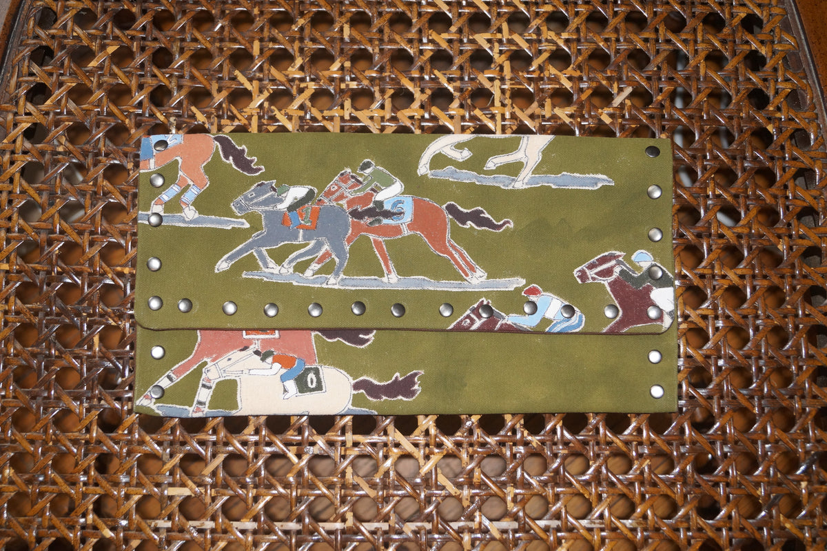 RACEHORSE CLUTCH 08